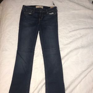 Hollister Jeans !! NEVER WORN, still have tags